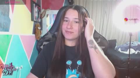 Snapshot of mysticdoll69 chatting on May 17, 9:22 pm mysticdoll69 online show from May 17, 9:22 pm