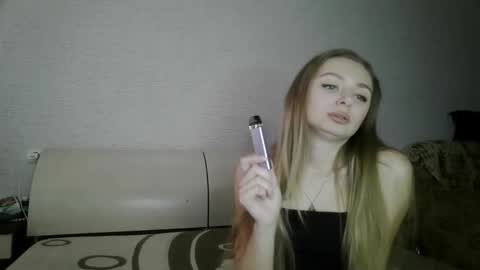 Snapshot of mysticglimmer chatting on December 18, 10:54 am Anika online show from December 18, 10:54 am