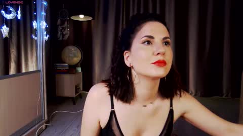 Angeline online show from March 16, 7:51 pm