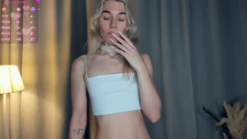 Olivia or just olive online show from November 30, 7:07 pm