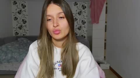 Eva online show from November 21, 3:22 pm