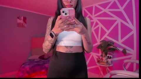 anny online show from February 4, 12:49 am