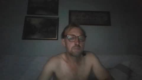 nachtigall25 online show from September 14, 11:48 pm