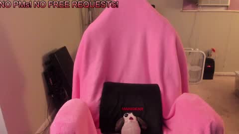 Snapshot of nacmar chatting on December 7, 11:12 pm Natalie Marlo online show from December 7, 11:12 pm