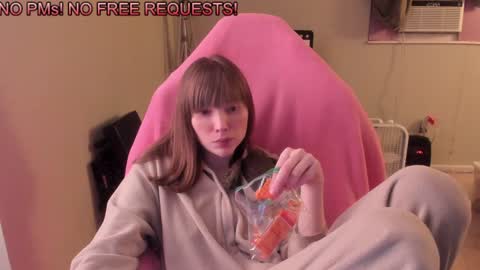 Snapshot of nacmar chatting on January 1, 1:26 am Natalie Marlo online show from January 1, 1:26 am