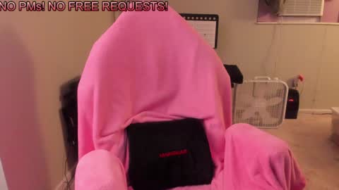 Snapshot of nacmar chatting on January 21, 8:30 am Natalie Marlo online show from January 21, 8:30 am