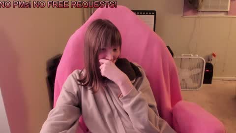 Snapshot of nacmar chatting on January 21, 11:35 am Natalie Marlo online show from January 21, 11:35 am