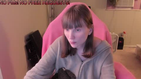 Snapshot of nacmar chatting on February 8, 3:30 am Natalie Marlo online show from February 8, 3:30 am