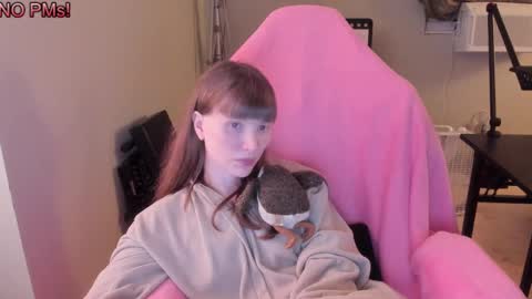 Snapshot of nacmar chatting on October 3, 7:05 am Natalie Marlo online show from October 3, 7:05 am