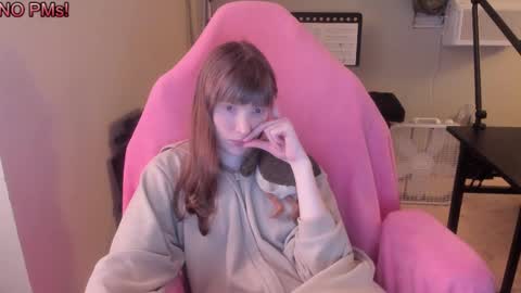 Snapshot of nacmar chatting on October 7, 9:28 am Natalie Marlo online show from October 7, 9:28 am