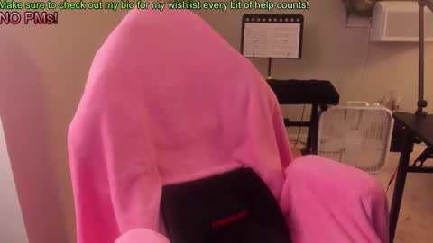 Snapshot of nacmar chatting on October 21, 2:12 am Natalie Marlo online show from October 21, 2:12 am