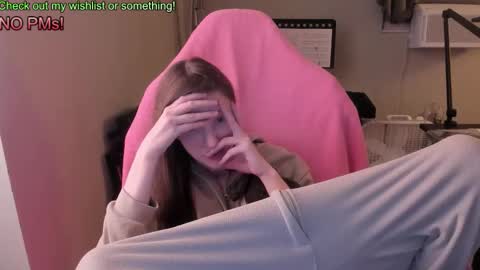 Snapshot of nacmar chatting on February 18, 5:58 am Natalie Marlo online show from February 18, 5:58 am