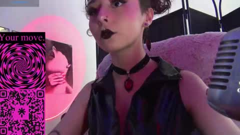 Snapshot of nadanadiaa chatting on March 15, 8:26 pm nadanadiaa online show from March 15, 8:26 pm