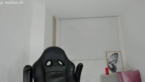 Snapshot of nadia_conner chatting on February 2, 4:05 am Nadia  INST Nadiaa dc online show from February 2, 4:05 am