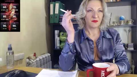 Snapshot of nadin_slut chatting on March 23, 1:26 pm Nadin online show from March 23, 1:26 pm