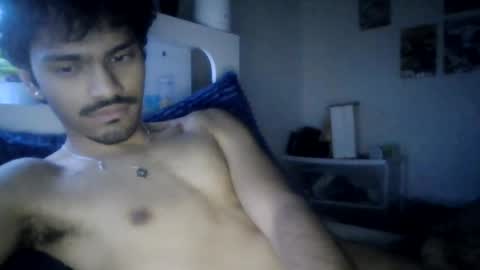 Snapshot of nah1511 chatting on July 24, 6:22 am Himmm online show from July 24, 6:22 am