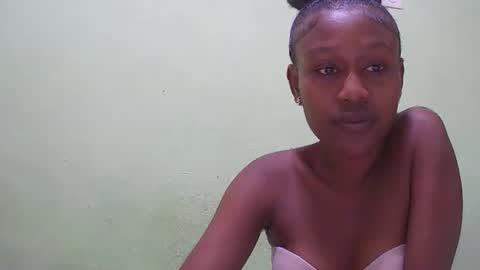 nah296652 online show from May 14, 6:58 pm