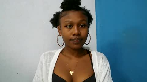 Snapshot of nah296652 chatting on June 30, 12:06 pm nah296652 online show from June 30, 12:06 pm