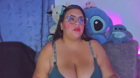 nahiaa233 online show from September 18, 9:33 am