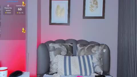 Snapshot of nahiajhonson_ chatting on October 16, 1:34 pm Nahia online show from October 16, 1:34 pm