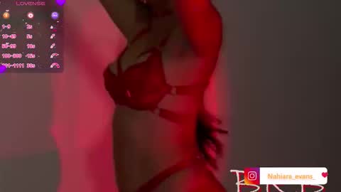 NAHIARA EVANS online show from February 25, 7:29 am