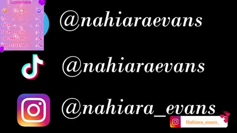 Snapshot of nahiara_evans_ chatting on March 31, 5:30 am NAHIARA EVANS online show from March 31, 5:30 am