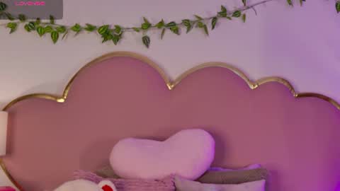 Snapshot of nahiarareina chatting on June 22, 1:30 pm NahiaraReina online show from June 22, 1:30 pm