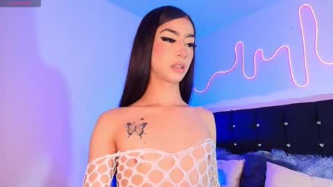 NahiaVictoria  online show from March 28, 7:02 pm