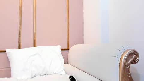 Snapshot of nahimithompson chatting on February 19, 8:27 pm Nahimi online show from February 19, 8:27 pm