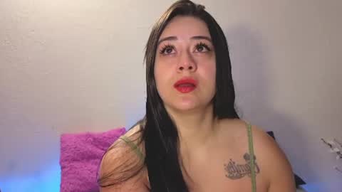 Snapshot of nahomi_sweett chatting on July 11, 11:13 am Nahomi online show from July 11, 11:13 am