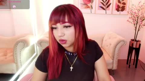 nahomi_velmont online show from May 6, 7:08 pm