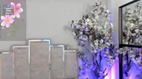 nahomycarterr online show from May 7, 11:37 am