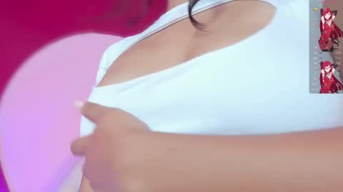 Nahomy Roberts online show from February 19, 7:27 pm