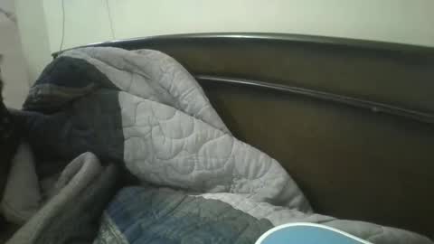 NAIRANANDU28 online show from December 14, 5:51 pm