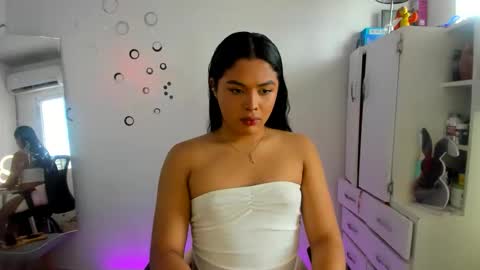 Snapshot of nairobbits chatting on February 8, 2:31 pm nairobbits online show from February 8, 2:31 pm