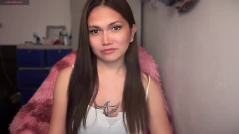 MARY MAE online show from March 11, 10:43 am