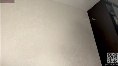 Mia  guest- Eva from DOUBLECUTIES online show from February 28, 3:13 pm