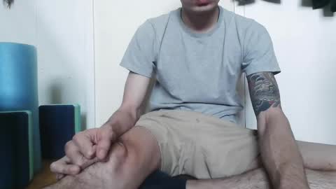 Snapshot of nakedasana chatting on February 16, 6:59 pm Aleks online show from February 16, 6:59 pm