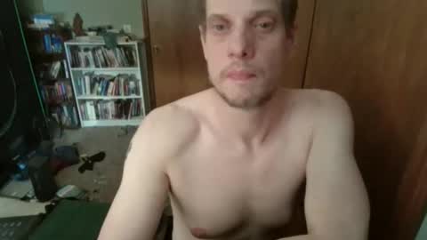 Snapshot of nakedcav chatting on March 9, 9:41 pm NakedClown online show from March 9, 9:41 pm