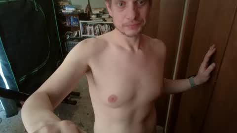 Snapshot of nakedcav chatting on March 30, 10:00 pm NakedClown online show from March 30, 10:00 pm