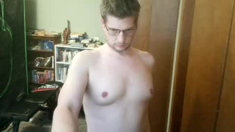Snapshot of nakedcav chatting on August 7, 7:27 pm NakedClown online show from August 7, 7:27 pm