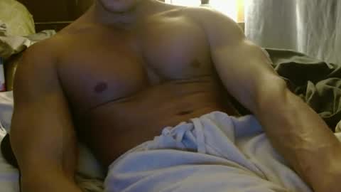 Snapshot of nakedwoodbbttr chatting on January 8, 10:48 pm nakeDwoodBbetter online show from January 8, 10:48 pm