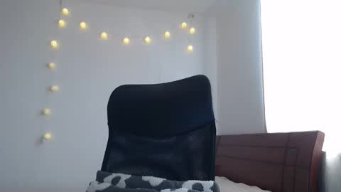 Snapshot of nala_foster chatting on April 21, 4:56 pm Nala online show from April 21, 4:56 pm