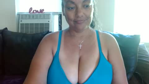 Nala Thickk online show from June 2, 9:50 pm