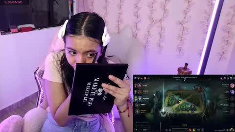 nami_usagi online show from January 18, 6:12 pm