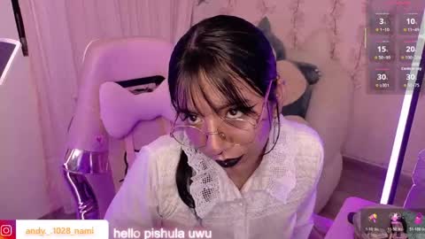 nami_usagi online show from May 29, 4:27 pm