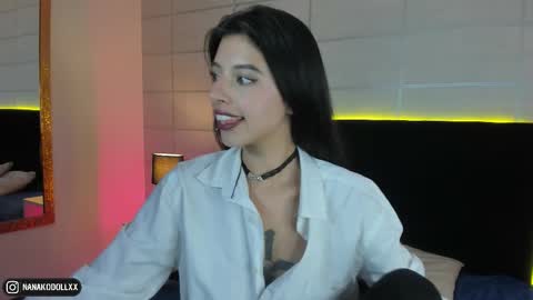 Nana  online show from February 10, 8:13 pm