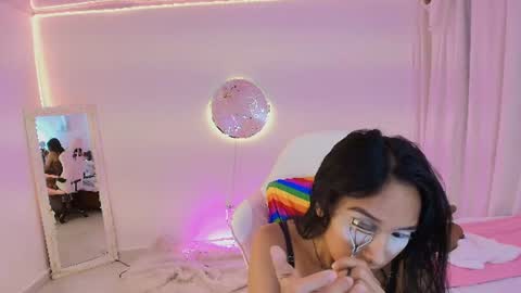 Snapshot of nanami_20 chatting on June 18, 7:51 pm samantha online show from June 18, 7:51 pm