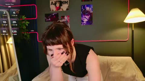 Snapshot of nancy__moss chatting on May 25, 9:21 pm Nancy online show from May 25, 9:21 pm
