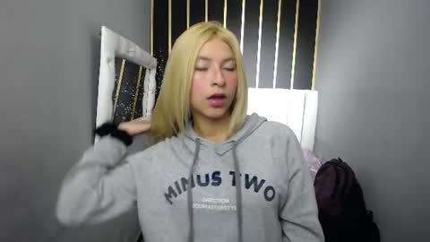 nancy blonde online show from June 18, 1:04 pm